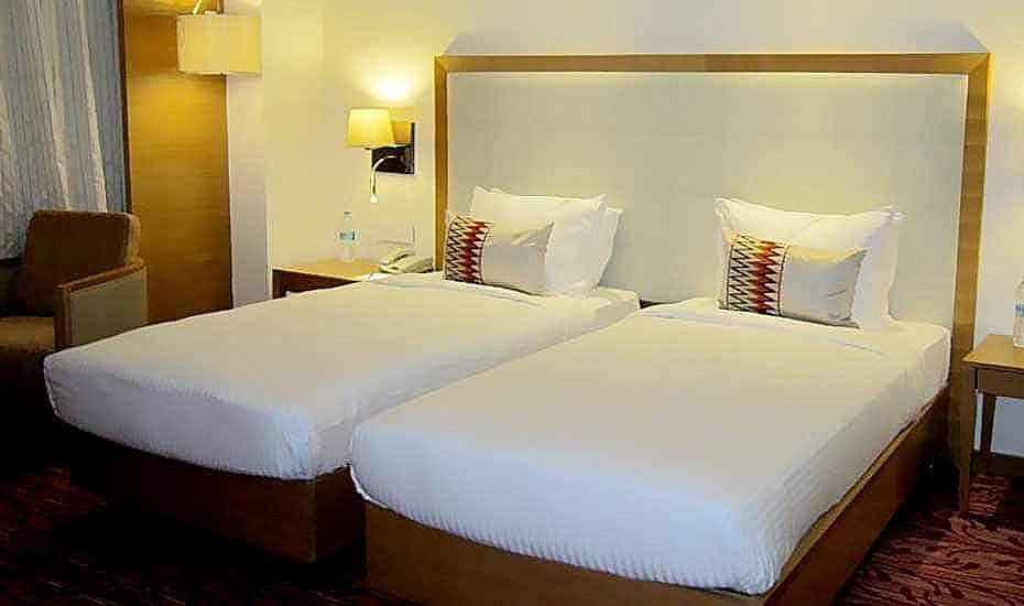 Pride Plaza Hotel Kolkata DELUXE TWIN ROOM